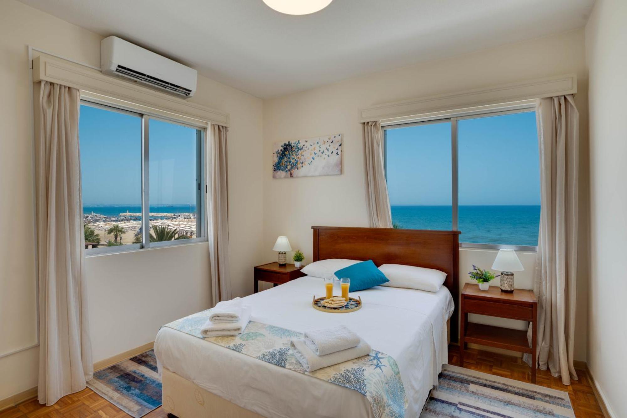 Makenzy Sandy Beachfront Paradise Larnaca Exterior photo