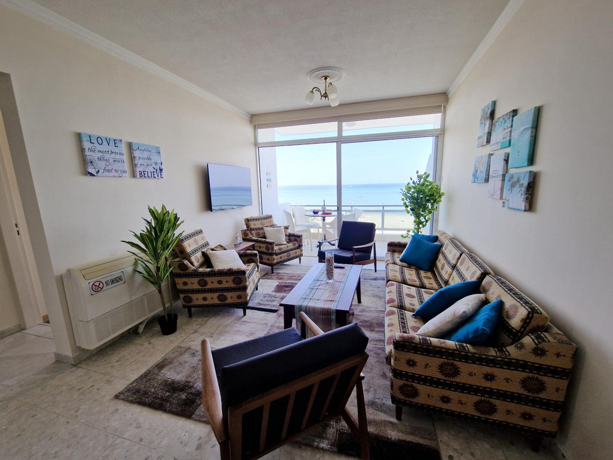 Makenzy Sandy Beachfront Paradise Larnaca Exterior photo